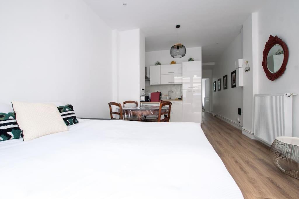 Hsh Traversiere-Boulogne-Billancourt I Appartement 4P Exterior foto